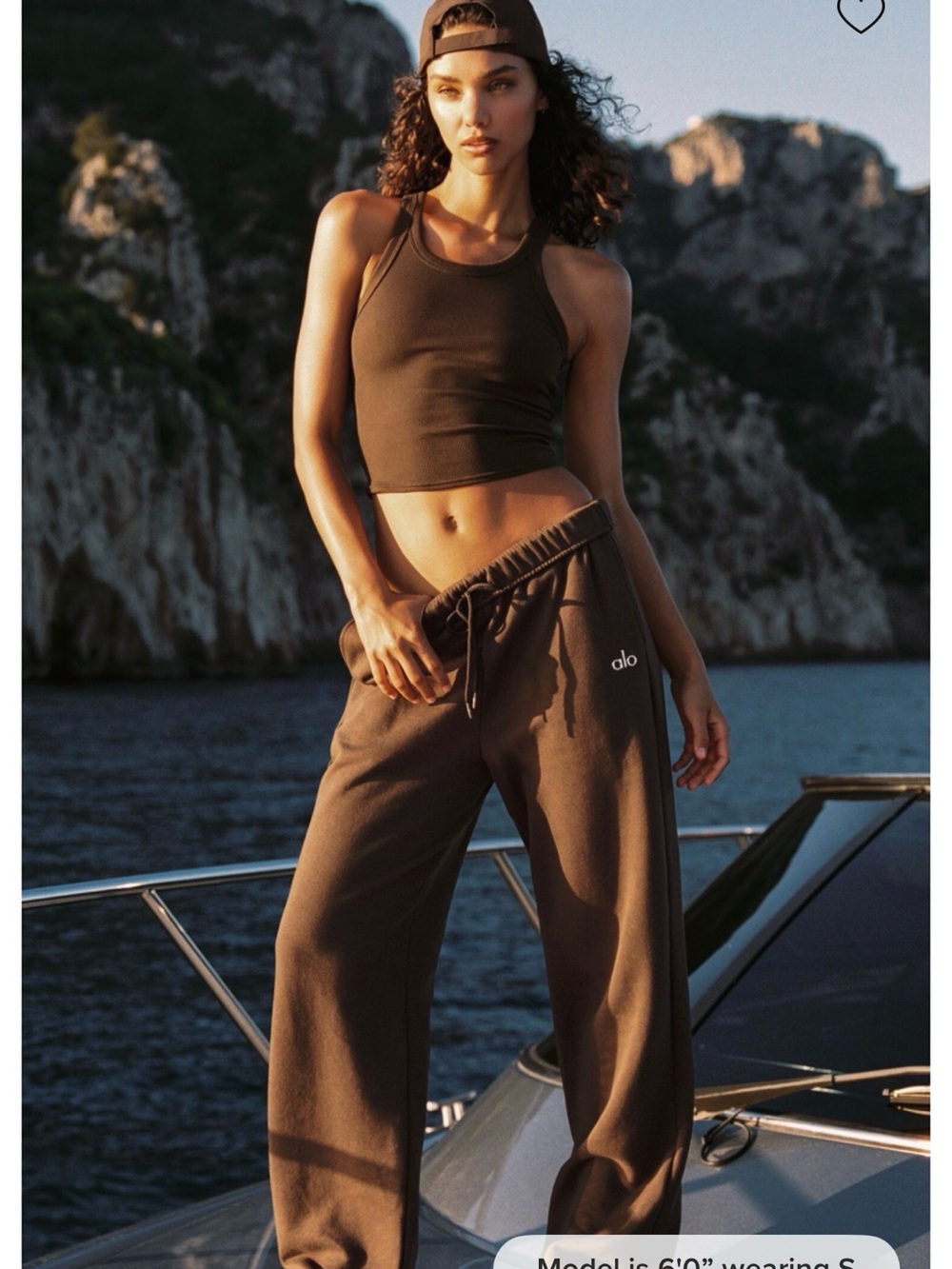 ALO Yoga Women’s Dark Brown Straight Leg Fleece Pants